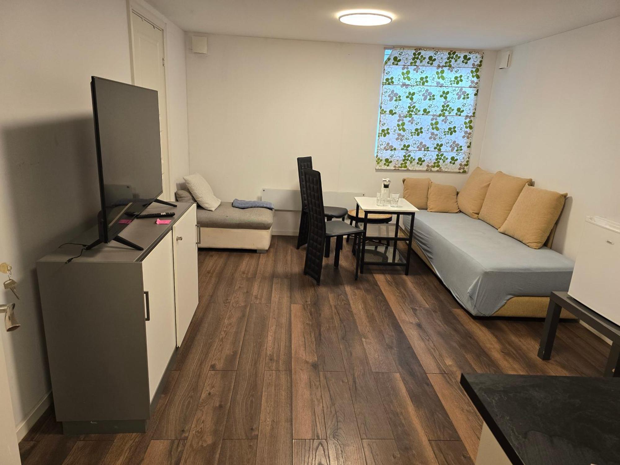 Beautiful 2 Rooms Apartment In Klofta,Near Oslo Airport& Oslo Ngoại thất bức ảnh